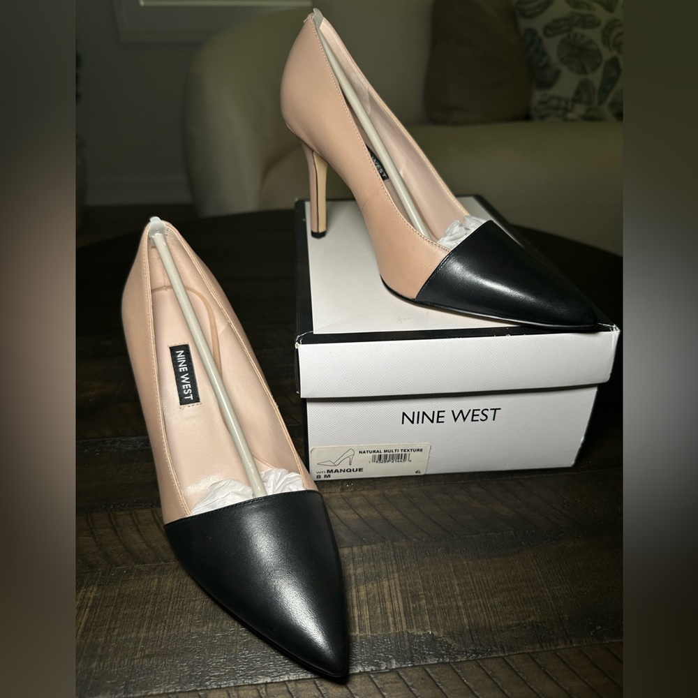 Nine West Manque Two Tone Leather Pointed Toe Stiletto Heel Pumps